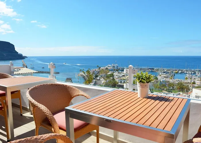 Bella Vista Sun Club